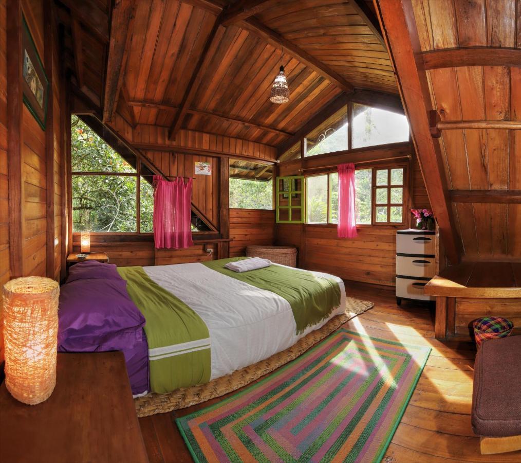 Mindo Eco Chalet Con Rio Y Cascada Extérieur photo